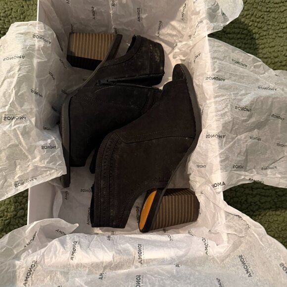Sonoma Thelma Black Peep Toe Booties Size 8 $25 - Picture 2 of 3